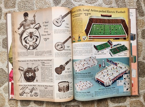 1966 Montgomery Ward Weihnachtskatalog Hardcover - Vintage Spielzeug, Puppen, Kleidung - Bild 6 von 12