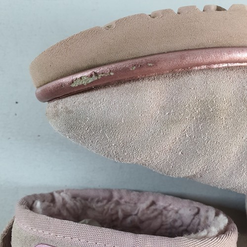 UGG Boots Pink Classic Bailey Mini Graphic Logo Suede Size UK 5 US 7 - Picture 17 of 24
