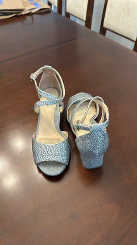 Alex Marie Seyland Rhinestone Cross Strap Block Heel Sandals - Picture 4 of 7