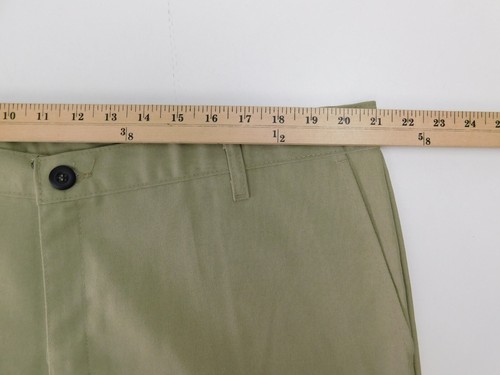 Genuine Dickies Mens Relaxed Fit Khaki Shorts Size 42 NEW - Picture 3 of 10