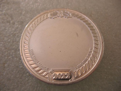 1-OZ CUTE 2022 CHRISTMAS CUTE 3 MICE NOT STRIRRING ENGRAVE .999 SILVER COIN+GOLD - Picture 6 of 9