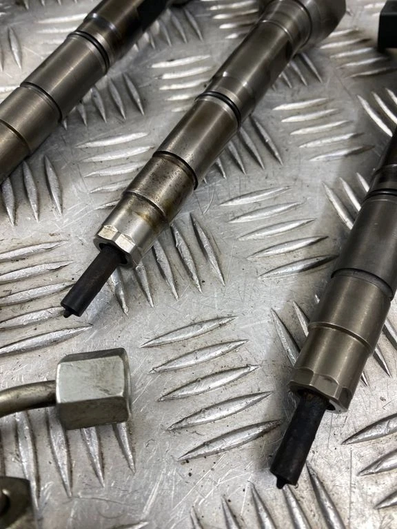 Juego de sistema de inyección de combustible diésel Audi A4 S4 B8 8K 2013 03L130755AC ETO32447 Foto 4 de 4