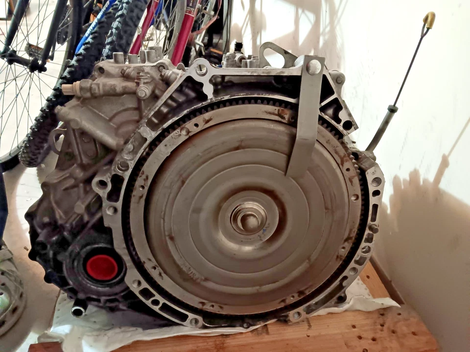 Conjunto de transmisión automática usado se adapta a: Honda Odyssey 2012 AT 3,5 L EX 5 velocidades Foto 2 de 4