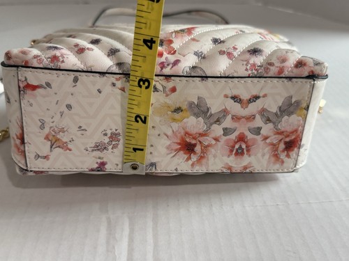 Borsa trapuntata Aldo a tracolla motivo floreale vibrante, ferramenta tono oro nuova con etichetta - Foto 7 di 18