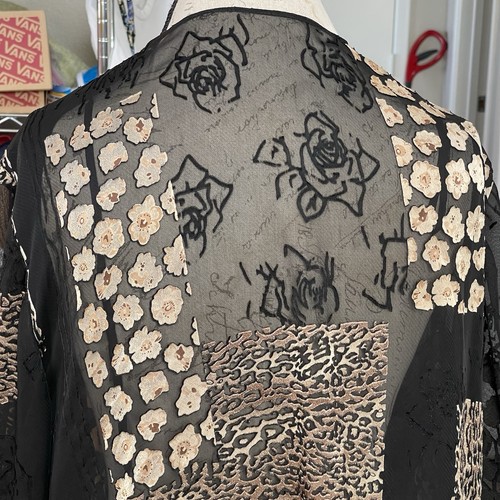 Women’s Kimono Cardigan Duster Sz Medium Sheer Boho Goth Safari Floral Leopard - Picture 6 of 11