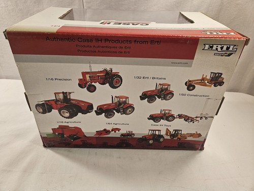 Ertl Farmall International 966 With ROPS Dealer Edition 1/16th Scale NIB!!! - Picture 4 of 5
