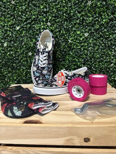Vans Custom Rollschuhe Konvolut Floral Low Top mit rosa Rollen 7,5