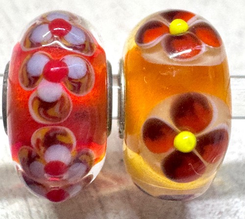 (Set of 2) Trollbeads Serling Silver Glass Bead UNIQUE -Gorgeous - Picture 6 of 11