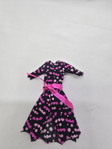 Monster High Draculaura Polvo Habitación Vestido Bata Muñeca Ropa - Imagen 1 de 7