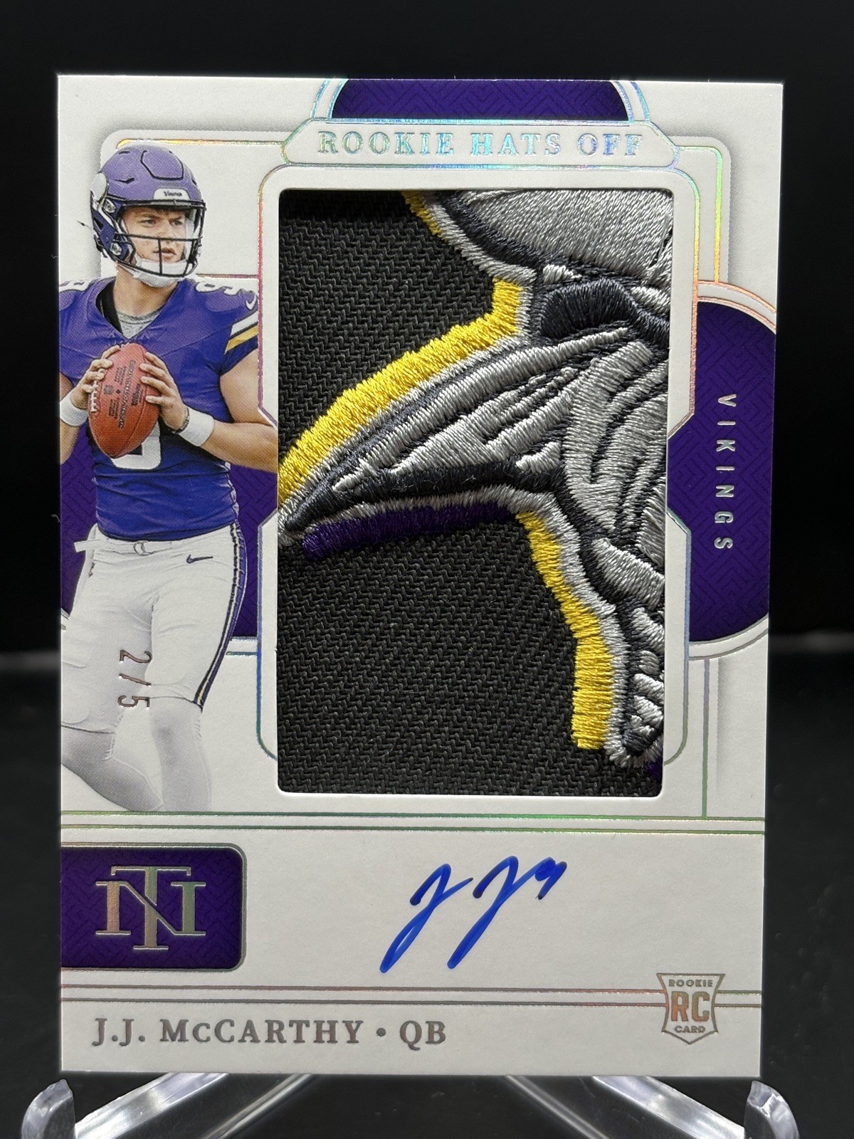 2024 National Treasures - JJ McCarthy Rookie Hats Off Signatures Team Logo /5