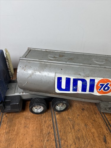 ERTL UNION 76 OIL CO. CHEVROLET TRUCK AND TANKER SEMI PRESS STEEL - Bild 9 von 16