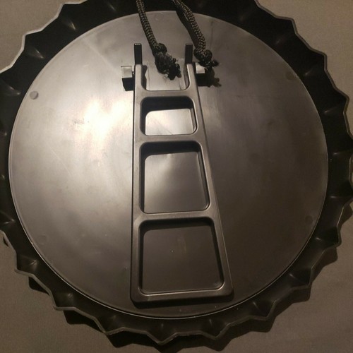 Kronkorken Magnet Dartscheibe Schonen Sie Ihre Wände und Türen! Kommt mit 6 Flaschenverschlüssen - Bild 4 von 6