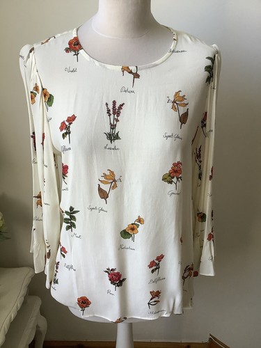 BNWT PHILOSOPHY Ivory Cream Floral Pattern Top Blouse Size L Fluted Sleeves - Picture 2 of 9