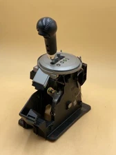 MITSUBISHI ENDEAVOR GEAR SHIFT LEVER FLOOR SHIFTER ASSEMBLY LEATHER  KNOB 04-11