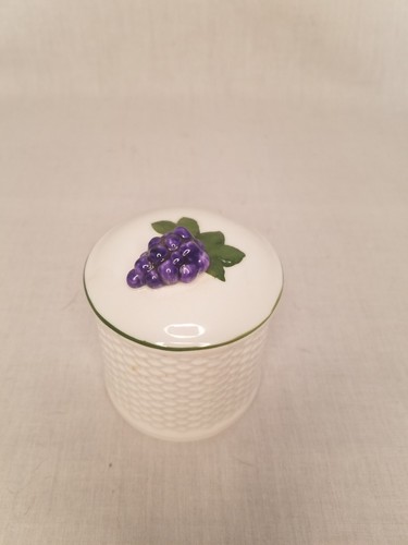 Vintage Condiment Jar Lord & Taylor Porcelain Basketweave Grapes no spoon - Picture 3 of 8