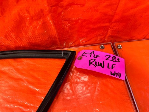 08-14 SUBARU IMPREZA WRX WAGON DRIVER LEFT FRONT WINDOW GLASS RUN CHANNEL 283 - Picture 2 of 11