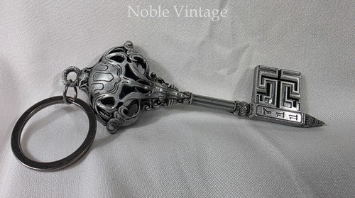 Harry Potter Wizarding Trunk Exclusive - Sirius Black's Vault 711 Replica Key