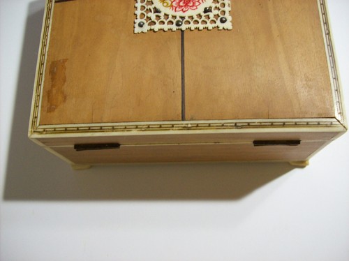 Old Vintage Marquetry Wood Inlay Jewelry Trinket Box, Original Folk Art - Picture 11 of 23