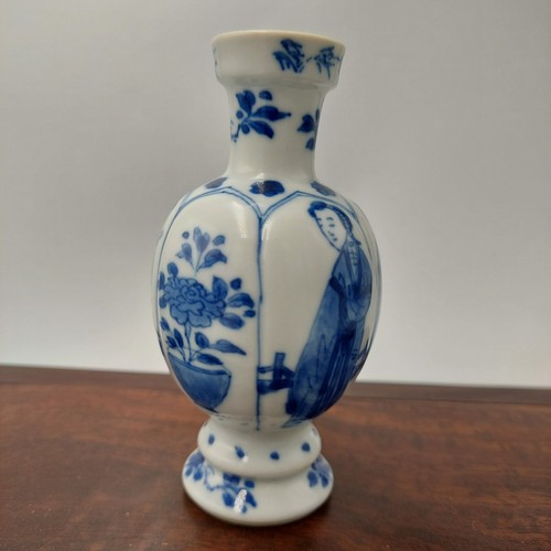 Antique Chinese Porcelain Blue and White KANGXI 18th C QING Dynasty Lady Vase - Picture 2 of 7
