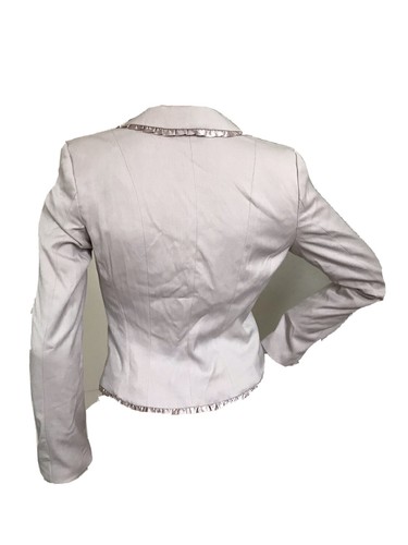 H&M BEIGE CROPPED FITTED WORK FORMAL PARTY BLAZER JACKET UK 8 EU 34 US 4 S BNWT - Picture 9 of 11
