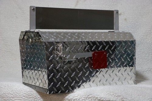 Heavy Duty Aluminum Diamond Plate 14 Gauge Mailbox Large Size With Name Plate - Picture 2 of 8