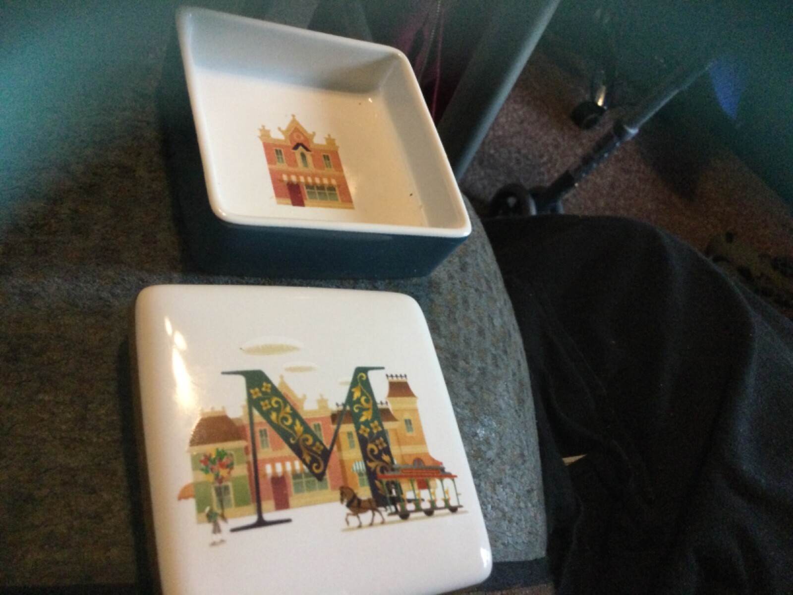 Picture 1 of 3