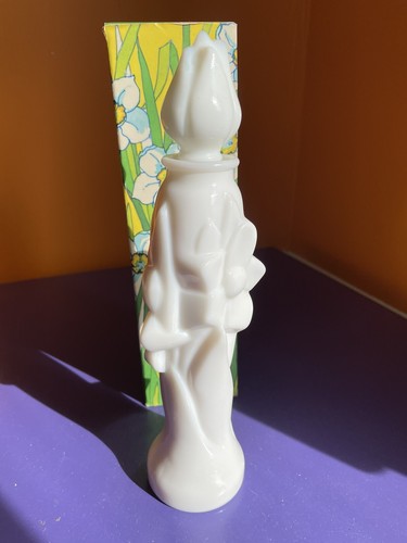 Vtg Avon Floral Bud Vase Lemon Velvet Bath Foam Milk Glass Decanter NOS - Picture 4 of 9