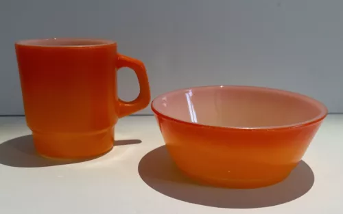 Vtg Anchor-Hocking Fire-King Orange/Red Mugs & Orange/Red Cereal Bowls