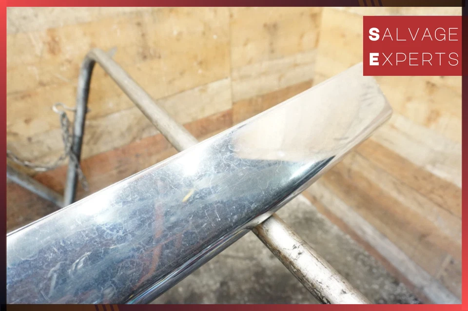 Parachoques trasero Jaguar XJS 1988-1991 centro hoja cromada excelente fabricante de equipos originales Foto 3 de 4