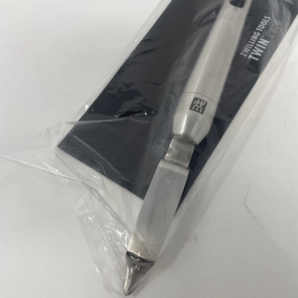 Zwilling J.A. Henckels Zwilling Tools Twin Pure Swivel Peeler  - Image 3 of 4