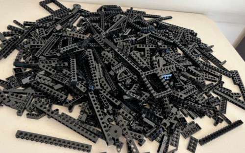 Lego Lot 100 Black Technic Bricks, Lift Arm, Parts, 3895, 3701, 3703 and more - Picture 1 of 1
