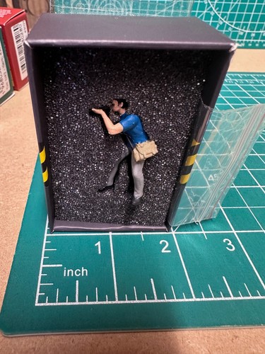 ADC : Diaorama Figurines 1:43 Scale, Choose from Drop down list. - Picture 72 of 72