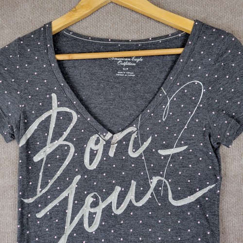 AMERICAN EAGLE Shirt Women's Small Gray Polka Dot Top Vneck Bon Jour Casual Tee - Picture 2 of 9