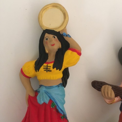 Set of 2 Provencal clay nativity figurines santons gypsy dancer guitarist 8 cm - Picture 13 of 14