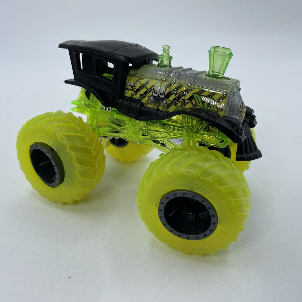 Hot Wheels Monster Truck 1:64 Rare Toxic Loco Punk Hot