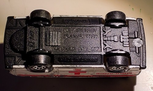 1987 Vintage Matchbox Ambulance Volkswagon Transporter Diecast Toy Vehicle Car - Picture 8 of 11