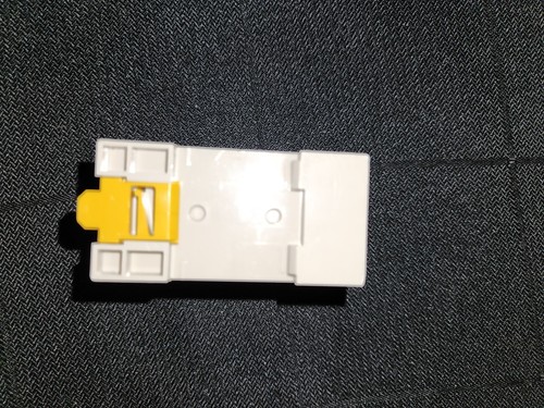 S82K00724 Omron 0.3A 24VDC Power Supply --SA - Picture 2 of 3