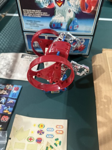 Mego Micronauts Microtron 1976 komplett funktionierende Box Anleitung Stickerbogen - Bild 9 von 10