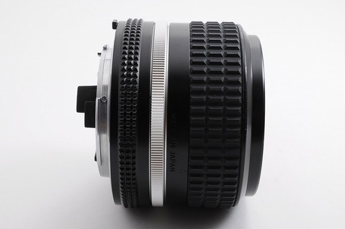 【COMO NUEVO】NIKON AIS NIKKOR 24mm F/2.8 MF Lente Gran Angular Para Montaje F ... - Imagen 8 de 13