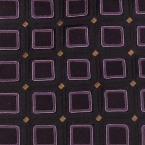 Corbata Ike Behar 100 % seda - geométrica púrpura/dorada - usada; excelente estado Foto 4 de 4