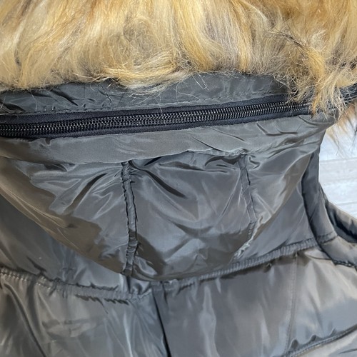 Canada Weather Gear Womens M Vest Puffer Green Full Zip Snap Removable Hood Fur - Picture 11 of 17