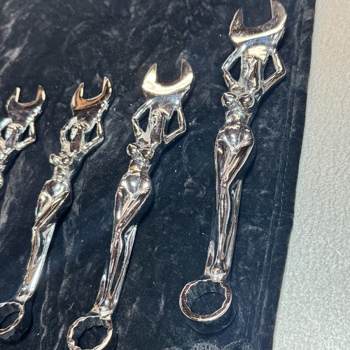No Fear Nude Women Naked Lady Collectible Wrench Set. - Picture 4 of 10