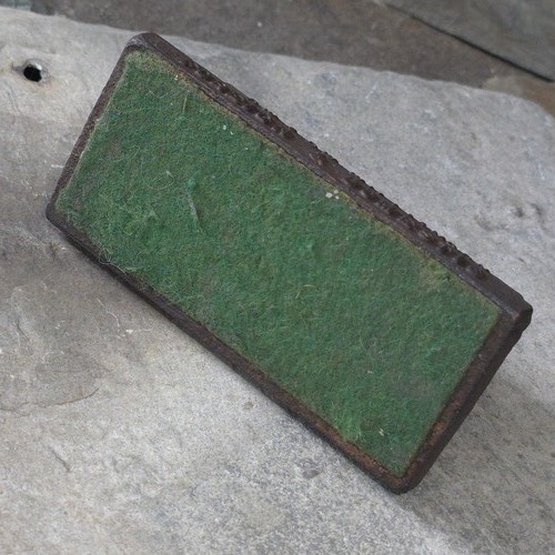 Vintage DW & RW Williamson Company Baltimore MD Veneer Log Cast Iron Paperweight - Picture 4 of 4