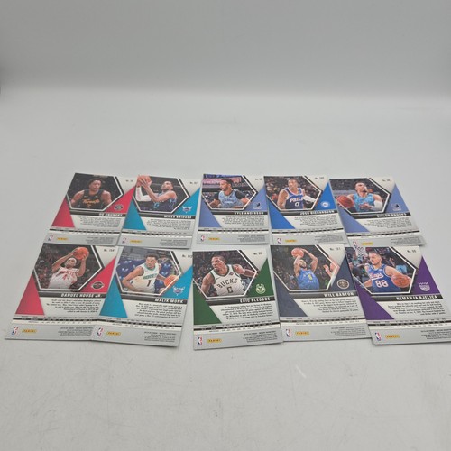 Lot of 10 - 2019-20 Panini Mosaic Cards - Picture 5 of 8