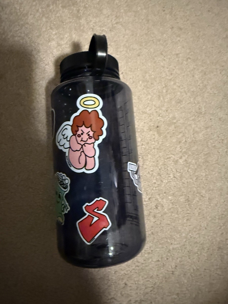SUPREME®/NALGENE® CHARACTERS 32 OZ. BOTTLE - SMOKE | eBay