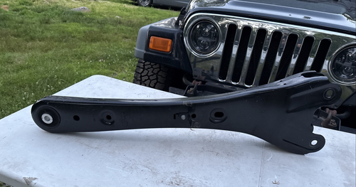 Take Off Radius Arms 23 24 25 Ford Super Duty F250 F350 F450 under 500 Miles - Picture 4 of 19