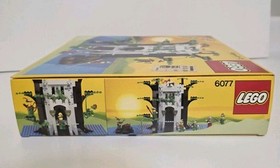 Lego 6077 Forestmen's River Fortress 100% Complete With Mint Box