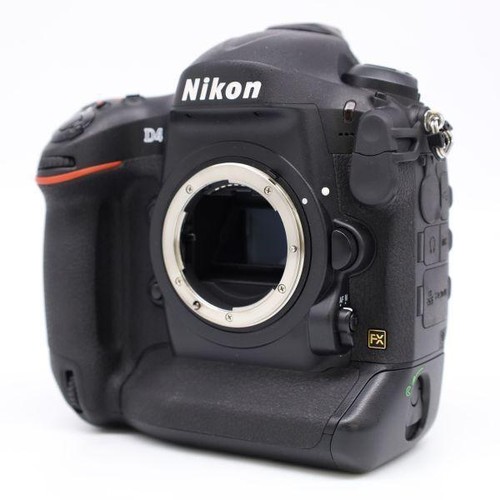 Nikon D4 Body 16189 Shots With Box Near Mint Condition Japan - Picture 8 of 9