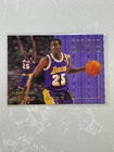 1995 Fleer Basketball Eddie Jones #8