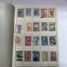 Album de timbres avec timbres du monde entier